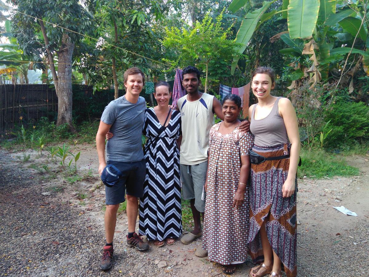 Munroe Coconut Homestay Mundrothuruth Экстерьер фото