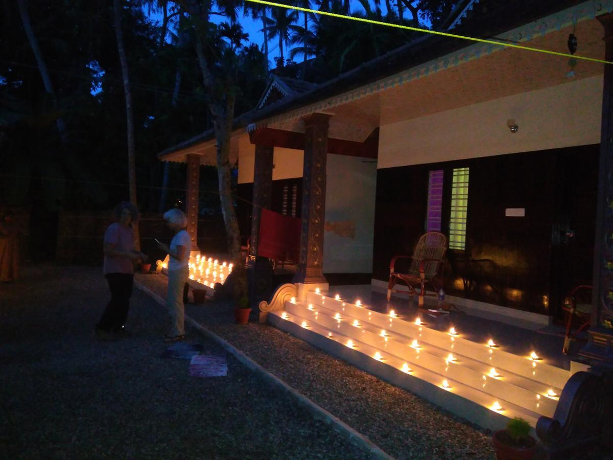 Munroe Coconut Homestay Mundrothuruth Экстерьер фото