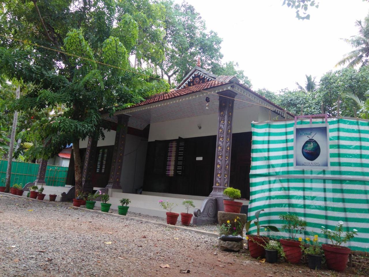 Munroe Coconut Homestay Mundrothuruth Экстерьер фото